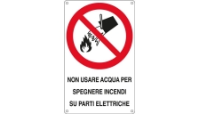 Cartello alluminio 16,6x26,2cm 'non usare acqua per spegnere incendi su..." - Z12161