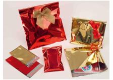 50 buste regalo in ppl metal lucido 35x50+5cm oro con patella adesiva - Z11360